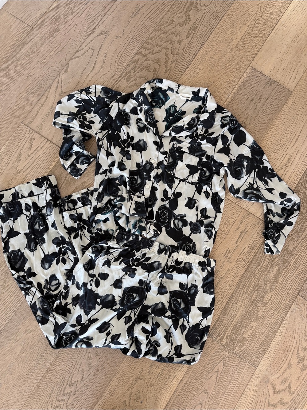 Eberjey Black & White Floral Satin Pajama Set